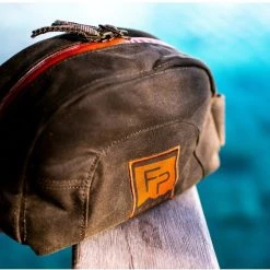 Fishpond USA Fishpond Cabin Creek Toiletry Kit